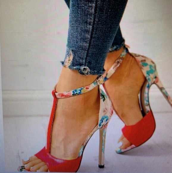 Shoes - Picture 11 of 15